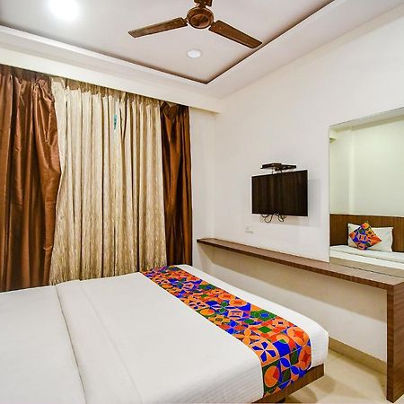 Fabhotel Kzar Select - 2Km From Park Street Kolkata Ngoại thất bức ảnh