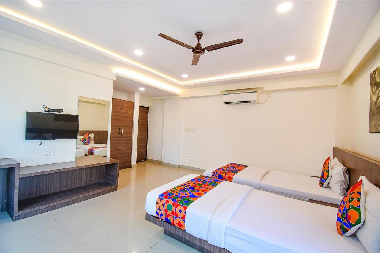 Fabhotel Kzar Select - 2Km From Park Street Kolkata Ngoại thất bức ảnh