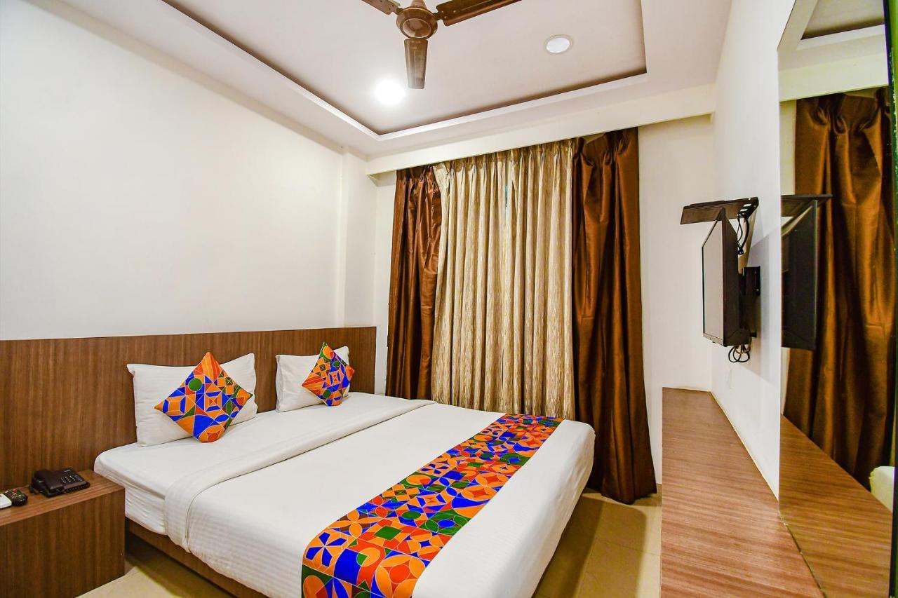 Fabhotel Kzar Select - 2Km From Park Street Kolkata Ngoại thất bức ảnh