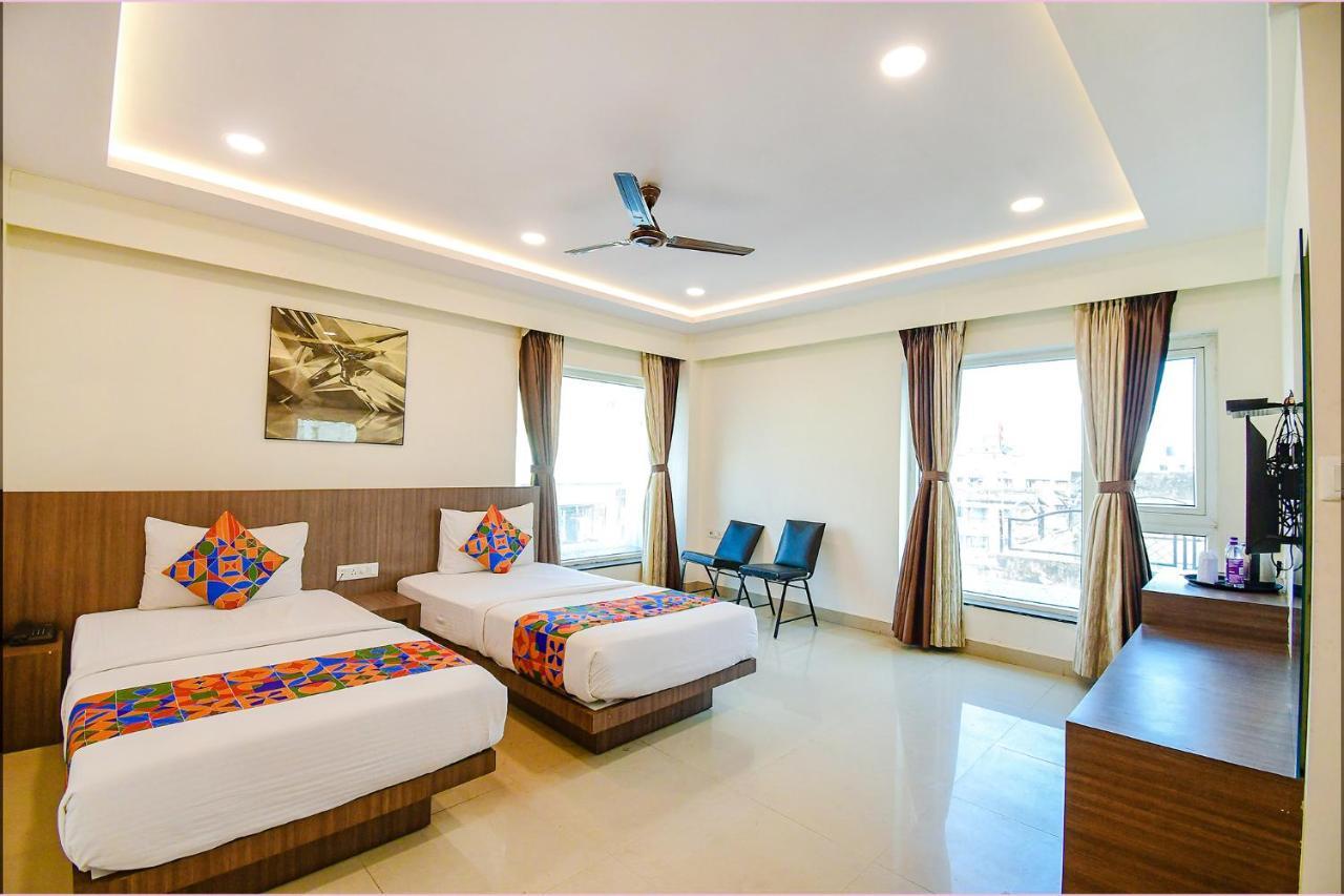 Fabhotel Kzar Select - 2Km From Park Street Kolkata Ngoại thất bức ảnh